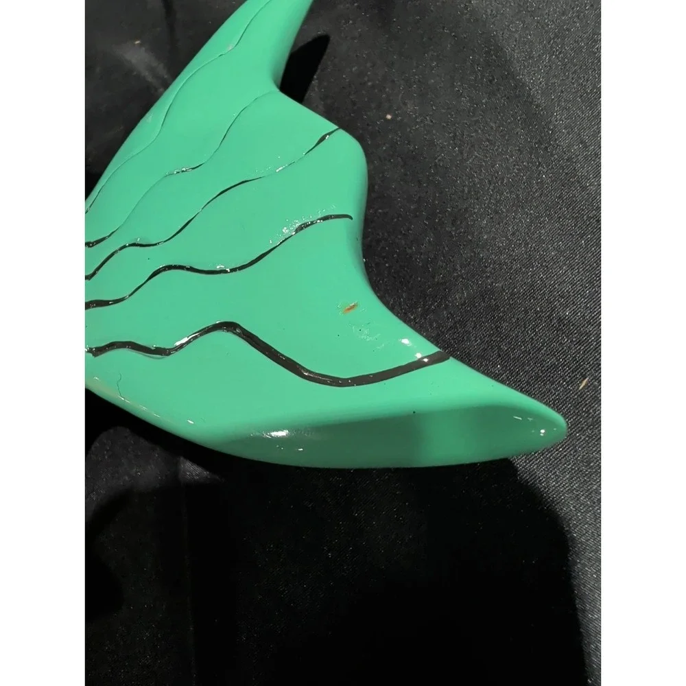 Allen Designs Wide-Eyed Fishy Shaped Wall Clock W/O Pendulum *Read*‎